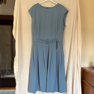 Ann Taylor Fluid Crepe Suiting Midi Dress in Blue Echo